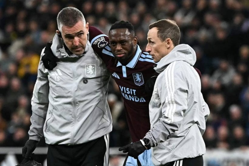 Aaron Wan-Bissaka injury rules him out for at least 3 weeks against Aston Villa