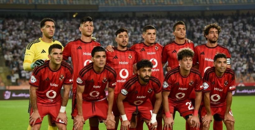 الأهلي مهتم بضم مدافع منتخب الجزائر