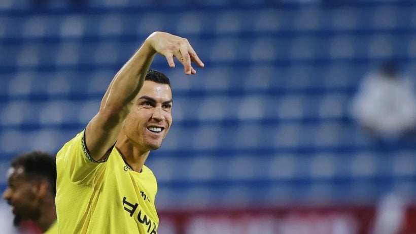 Wide controversy surrounds Ronaldo's 982nd goal
