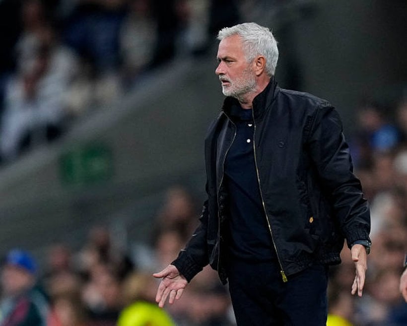 Mourinho returns to Camp Nou with negative stats