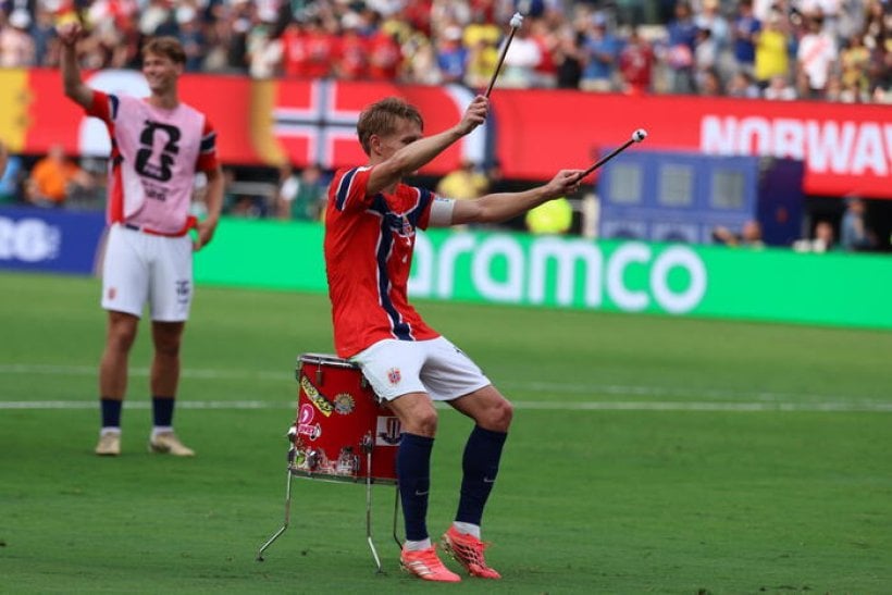 Sale of Norway national team support drum at FIFA World Cup for over 124,000 euros