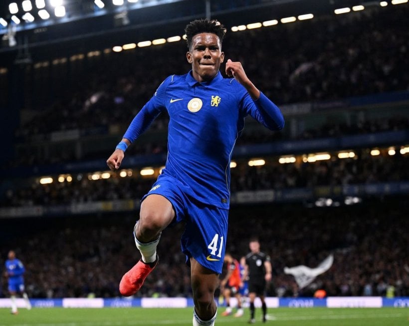 Chelsea reste ferme sur Estevao et rejette l'idée d'un départ en janvier