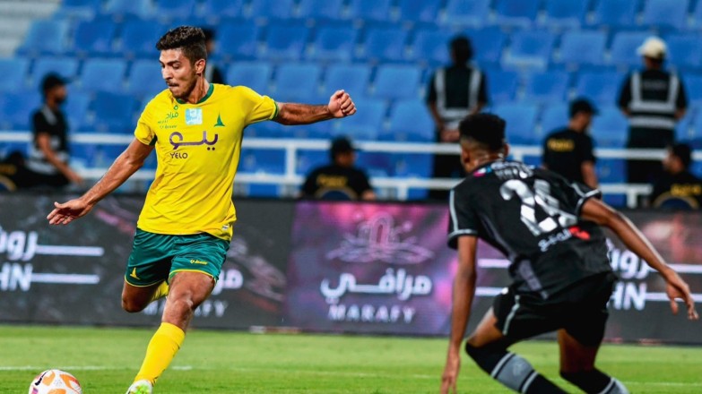 Find out what Mohamed Sharif presented with the Saudi Gulf