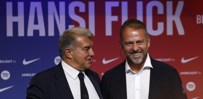 Barcelona presents Hansi Flick to the media