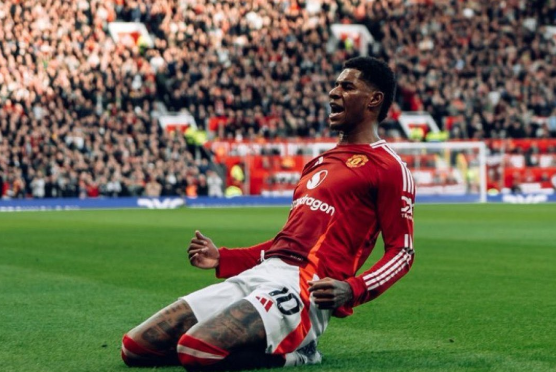 Dortmund is considering signing Rashford