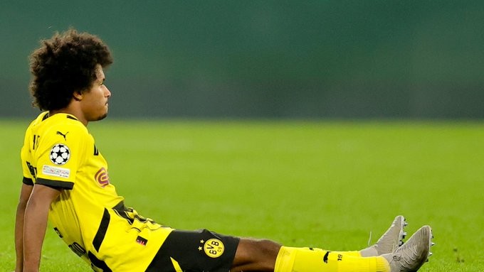Adeyemi shocks Borussia Dortmund