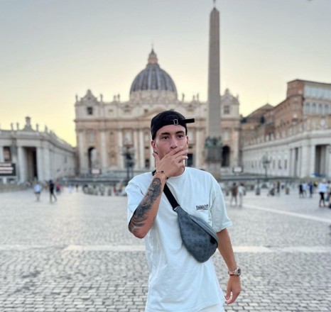 Roma includes a Juventus player
