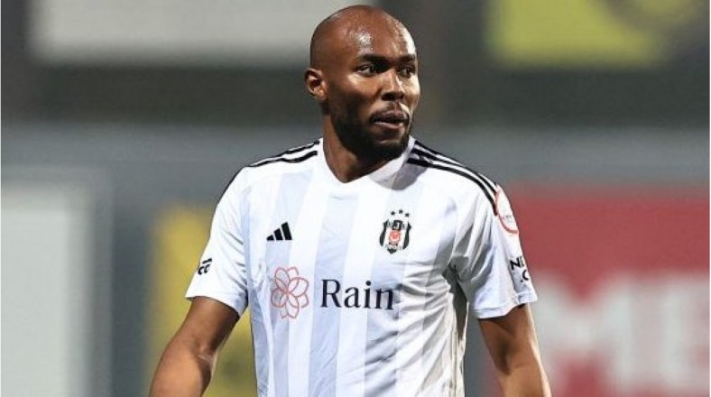 The Besiktas star receives an offer from Roshen League