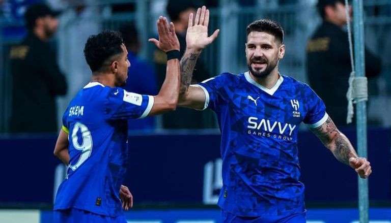 Al-Hilal beats Al-Ettifaq with three goals in the Roshen League