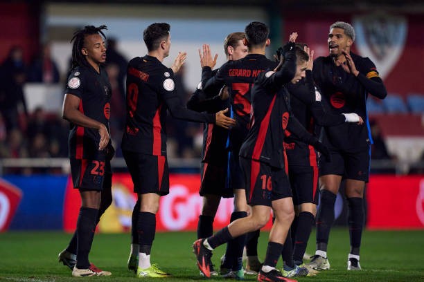 Major clubs are monitoring the situation of Barcelona's defenders as their contracts approach the expiration