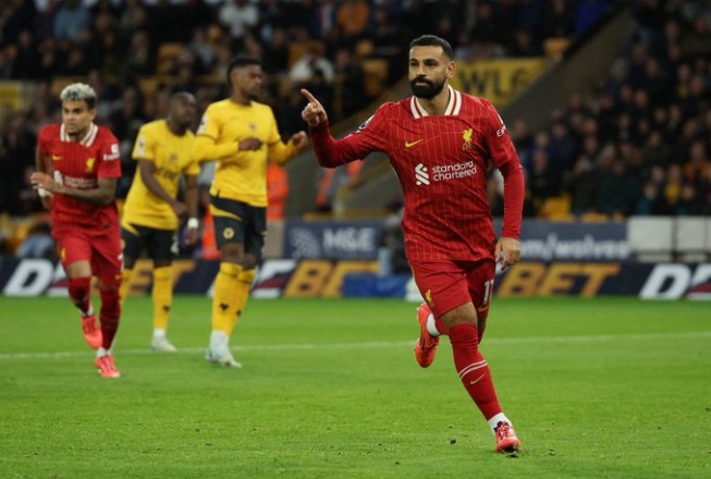 Salah leads Liverpool to a valuable victory over Wolverhampton