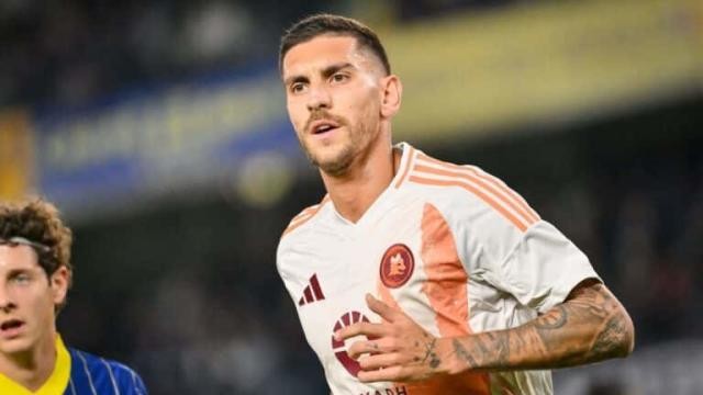 Arsenal is interested in signing the Roma captain