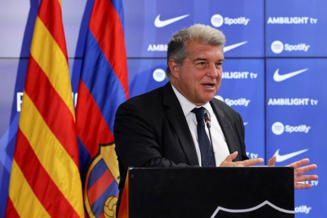 Laporta: We are working to renew the contracts of the trio
