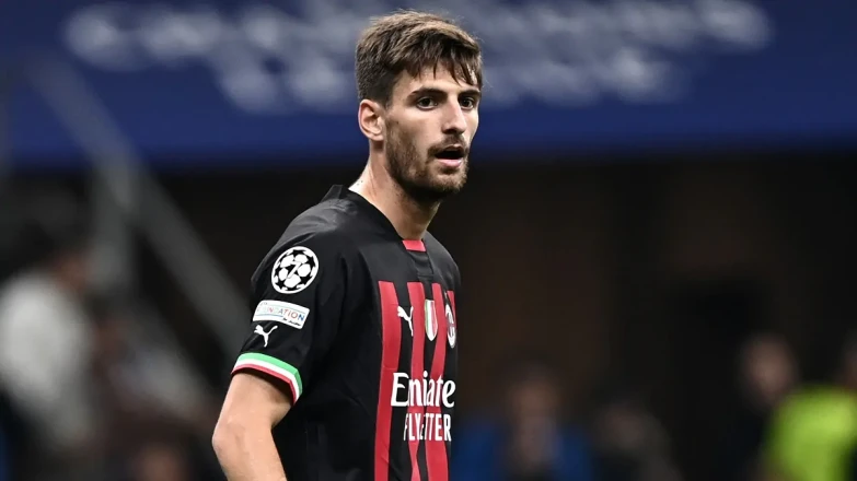 Officially... Milan announces the renewal of its defender