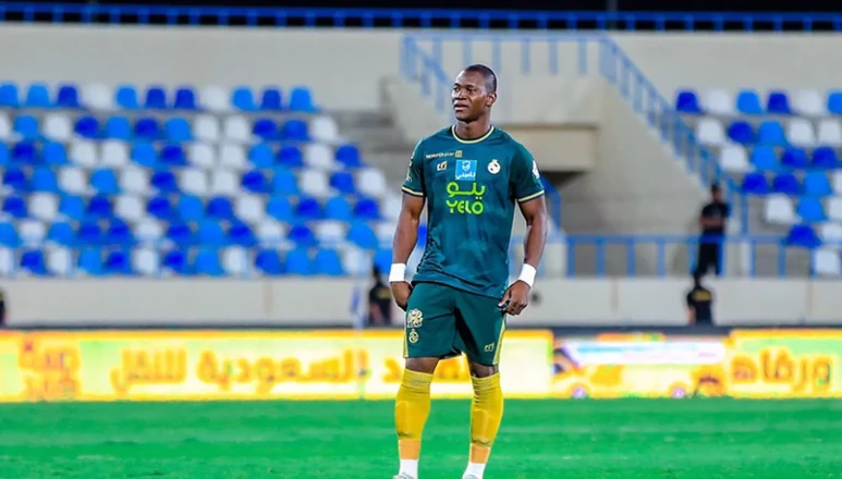 From Al -Ahly to eternity .. A remarkable transformation of the Aleo Diang career