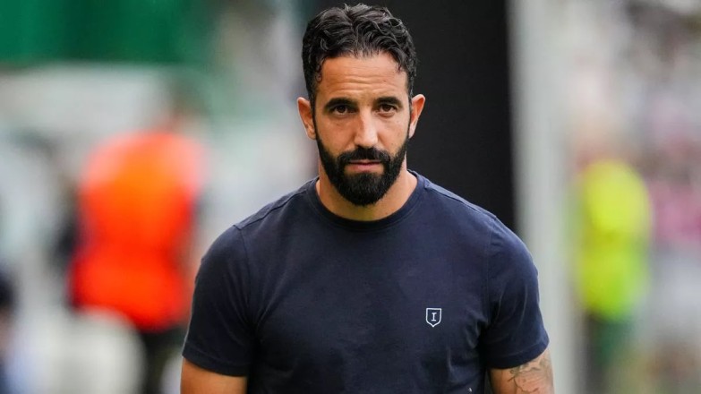 Manchester United coach does not want winter deals