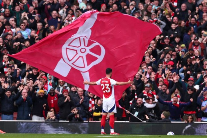 Arsenal's Weapon Defeats Chelsea in the Premier League