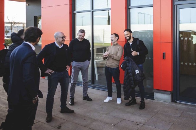 Amorim arrives at Manchester United