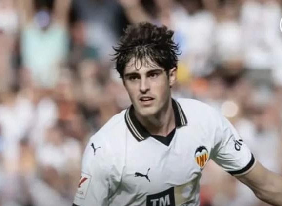 The Valencia player's transfer to Atletico failed