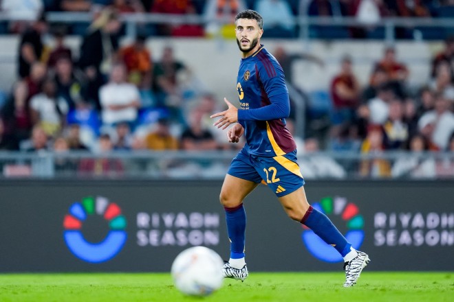 Roma defender on Real Madrid's agenda