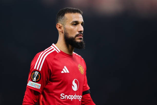 A distinctive statistic proves Mazraoui’s superiority over the Premier League stars
