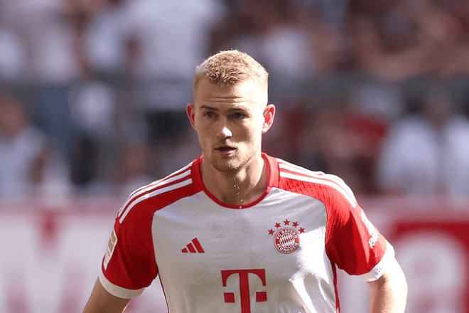 Manchester United officially moves to include De Ligt
