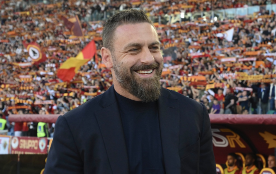 Roma announces the renewal of De Rossi's contract