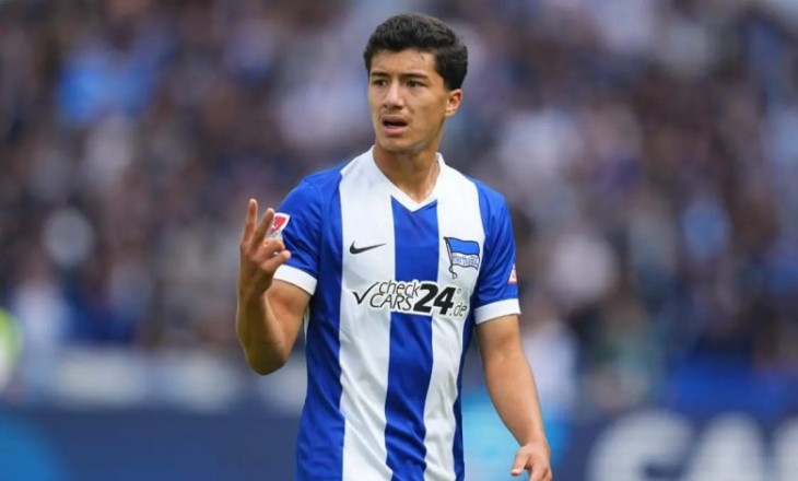 Leverkusen commence le marché d'été avec un transfert arabe