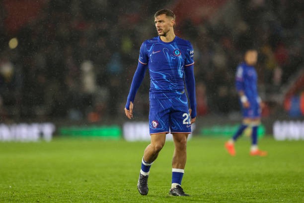 Leicester City is interested in signing the Chelsea player