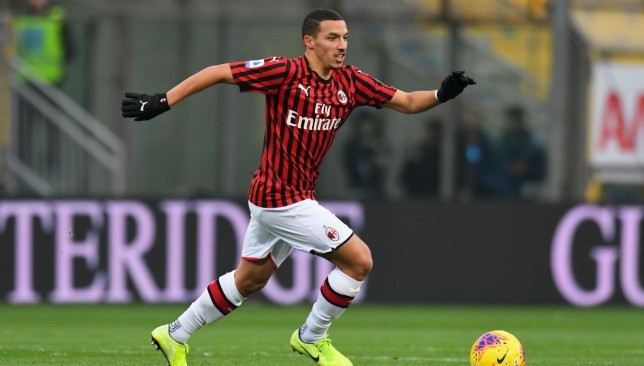 Reports: Bennacer will not leave Milan
