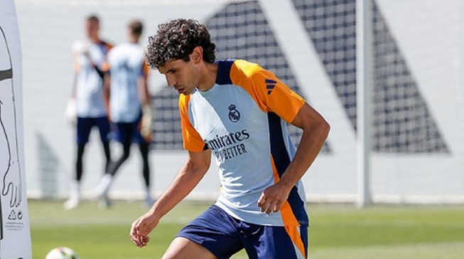 Doubts about Vallejo's presence against Valladolid