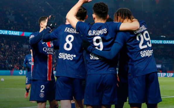 Paris Saint-Germain Soars at the Top with Victory Over Lille