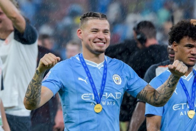 Kalvin Phillips joins Ipswich Town