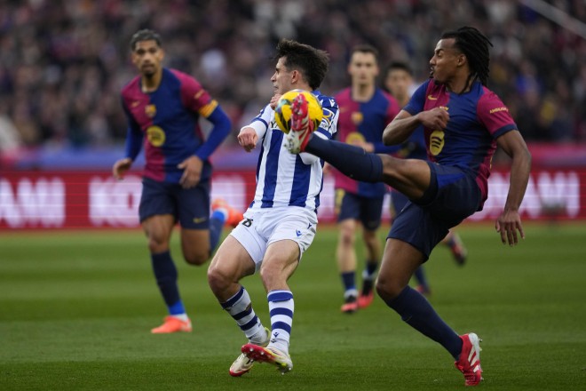 Barcelona Regains Top Spot with a Big Win Over Sociedad