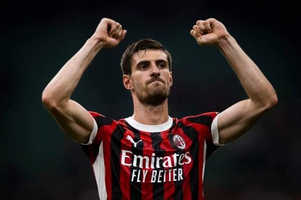 Milan loses its player to Napoli