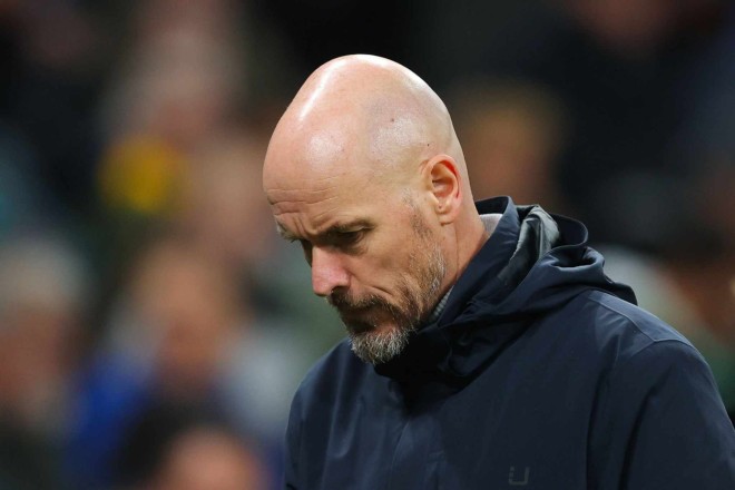 Tin Hag explains his position on returning to training