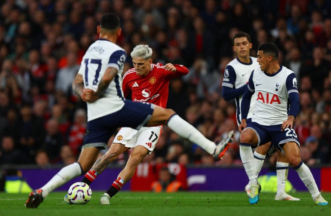Tottenham beats Manchester United with a hat-trick in the Premier League