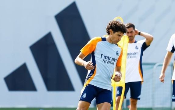 Vallejo raises Real Madrid's doubts