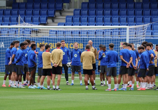 Fati decorates Barcelona's list to face Monaco
