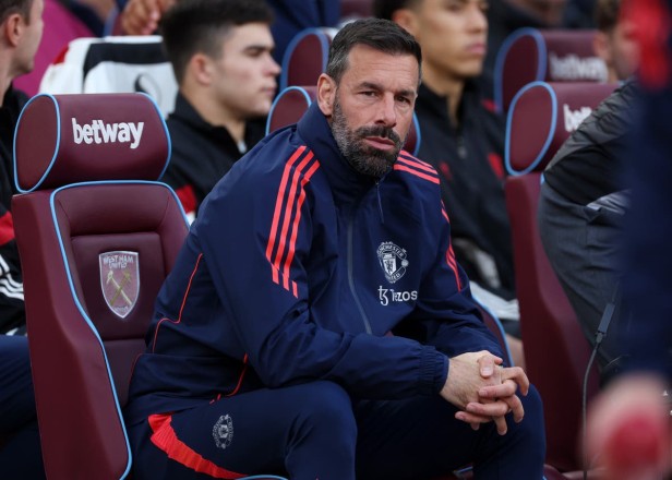Van Nistelrooy is devastated after leaving Manchester United