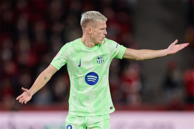 Olmo is committed to continuing with Barcelona