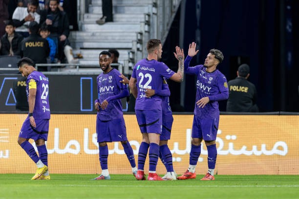 Al -Hilal enhances its lead with a great victory against the groove