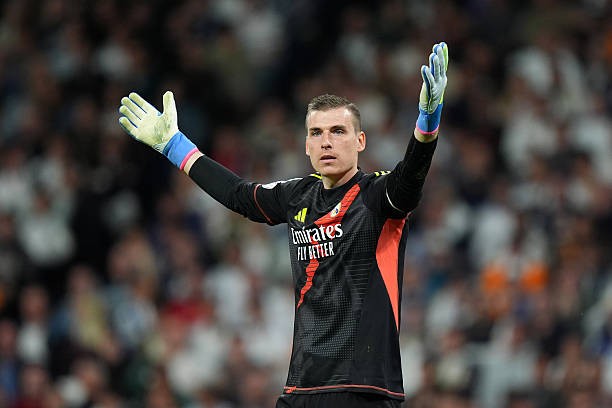 Doubts About Lunin's Participation Against Valencia