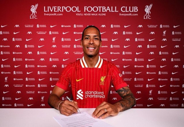 Officially.. Liverpool Announces Van Dijk's Contract Renewal