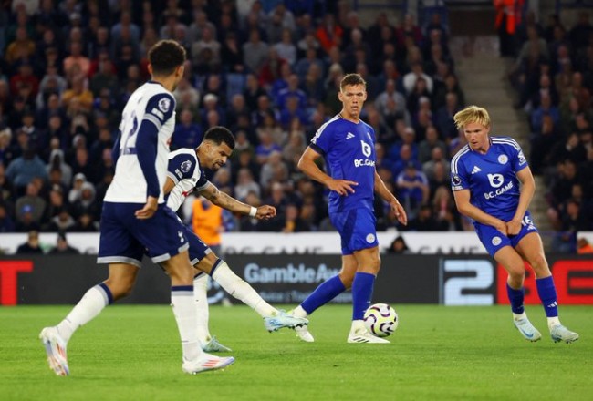 A draw decides the top spot for Leicester City and Tottenham