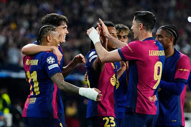 أولمو يُزين قائمة برشلونة لمواجهة بوروسيا دورتموند