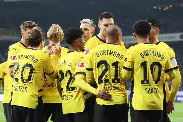 Barcelona is monitoring the Borussia Dortmund striker