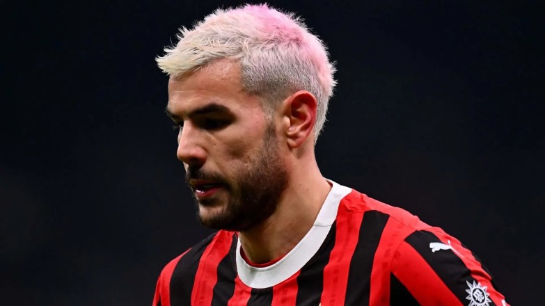 Milan decides to punish Theo Hernandez