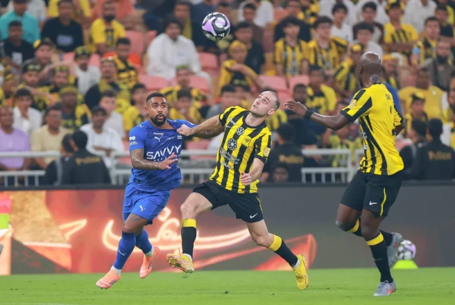 Descubre las razones de la exclusión de los dos jugadores del Ittihad en el Clásico