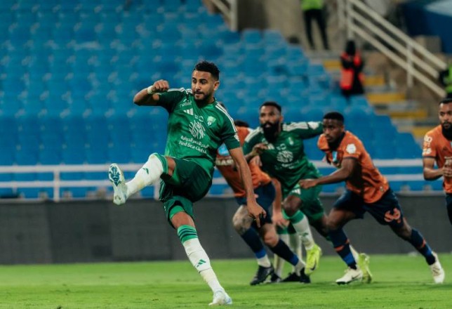 Al-Ahly achieves a victory over Al-Fayhaa with a clean goal